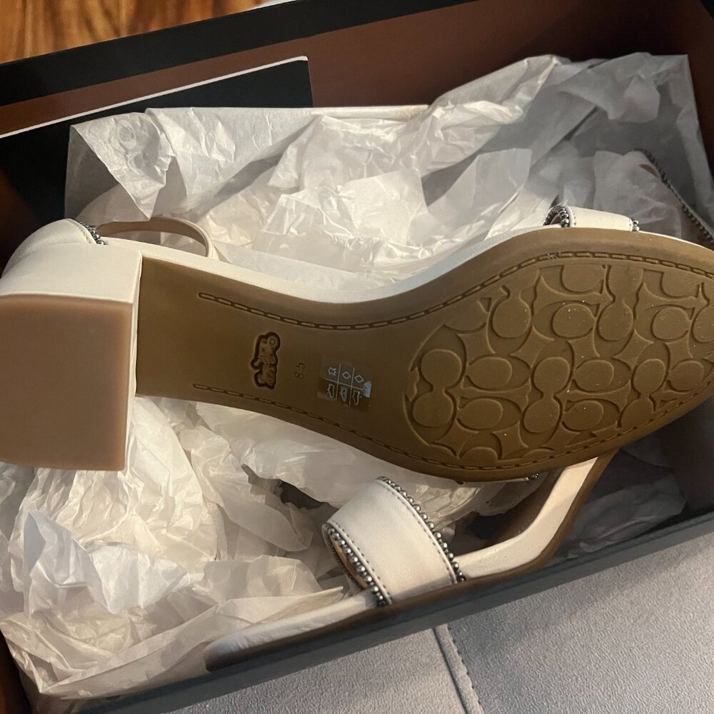 COACH Maddie Sandals - Picture 3 of 5